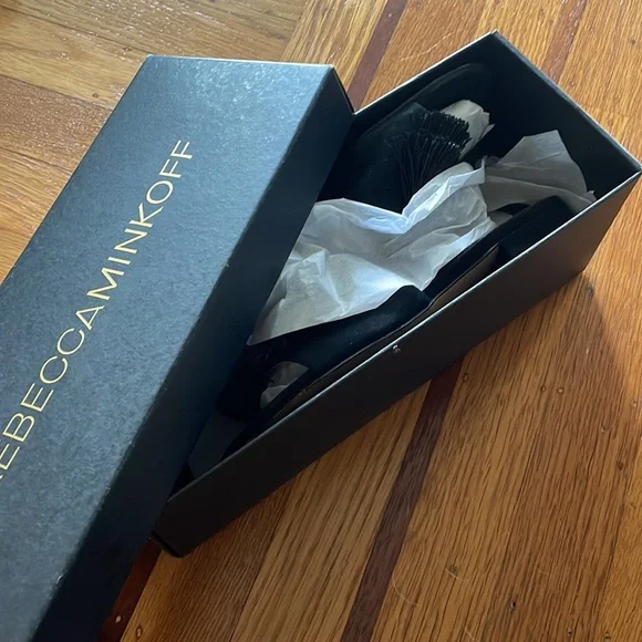 Rebecca Minkoff Kayleigh Sandal - Picture 9 of 9